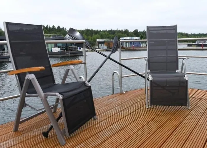 Botel Hausboot Vroni *