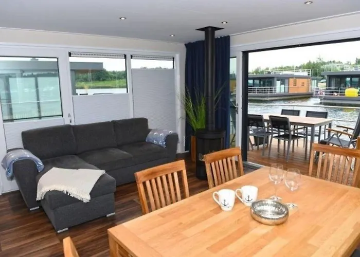 Hausboot Vroni Klitten